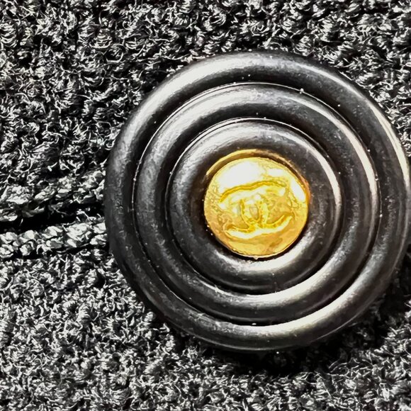 CHANEL midi pencil skirt with vintage gold CC buttons 38EU 6US Made in France - Picture 4 of 5